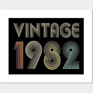 38th Birthday Gift Vintage 1982 Classic Men Women 38 Years Posters and Art